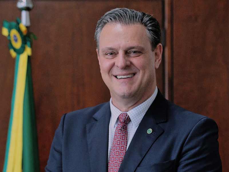 carlos-favaro