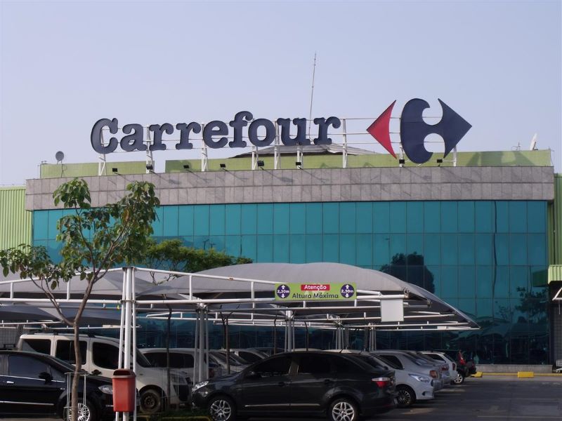 Carrefour se retrata e frigoríficos brasileiros devem retomar fornecimento de carne
