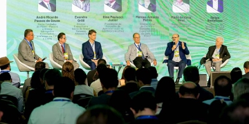 Agro World Fórum debate tarifaço e impactos na economia