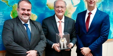 Lula busca reverter tarifa sobre café