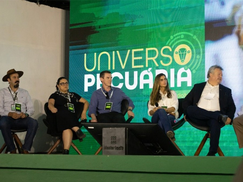Universo Pecuária abre com debate sobre gestão e comunicação