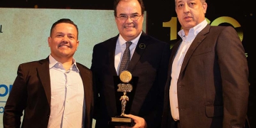 Visão global, impacto local